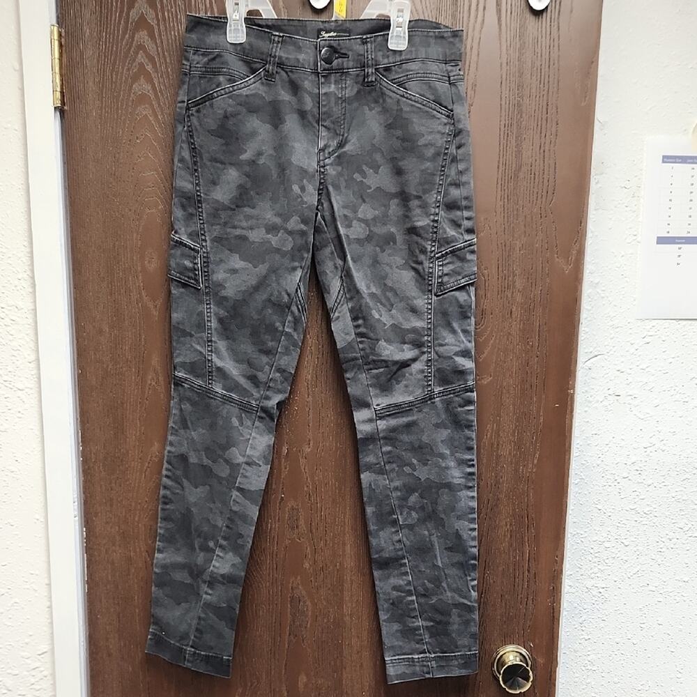 Men's Gray Camouflage Cargo Pants